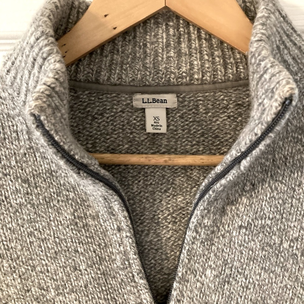 LLBean 100% Lambs Wool zip up Cardigan
